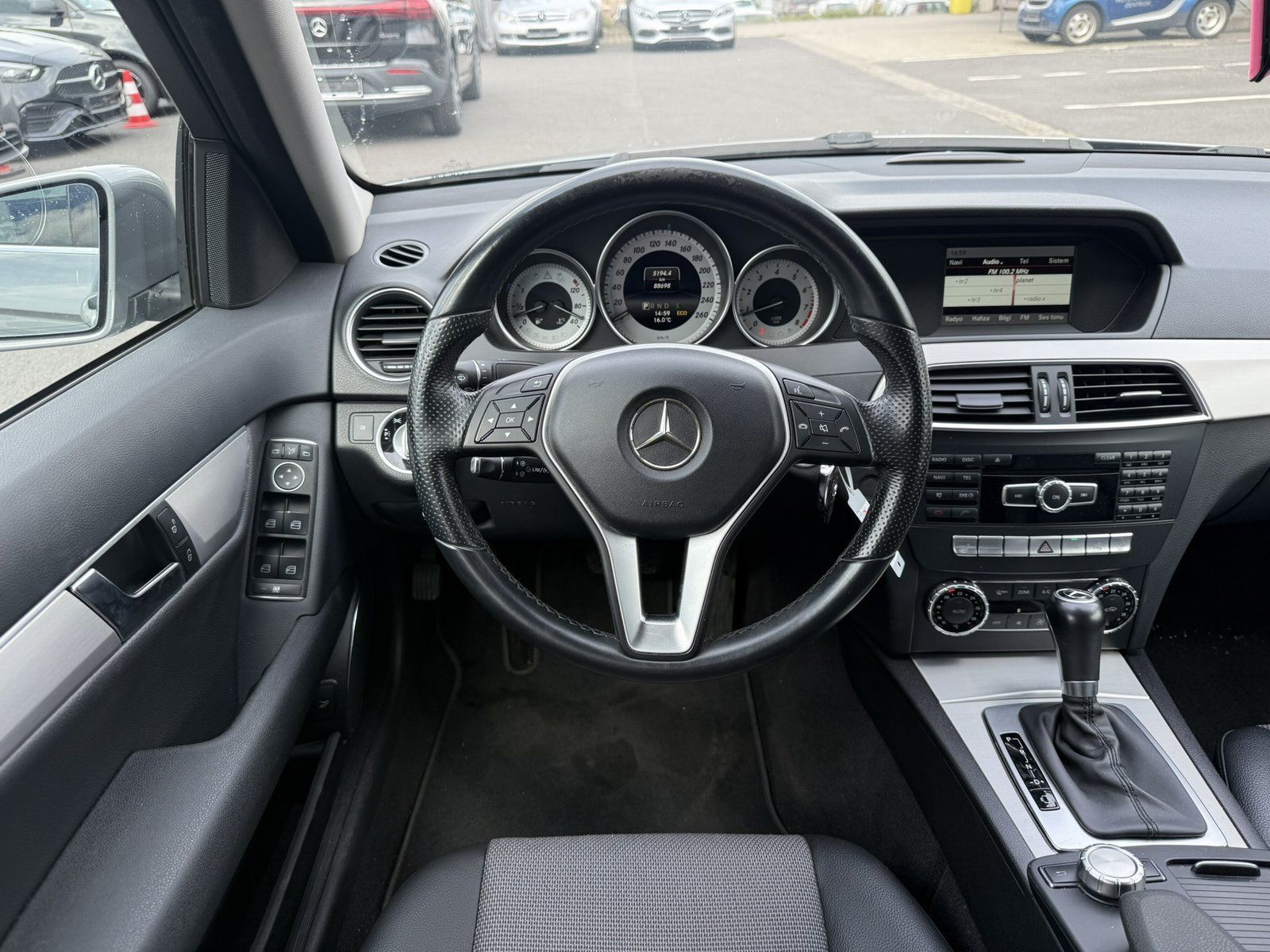 Fahrzeugabbildung Mercedes-Benz C 180 CGI Avantgarde