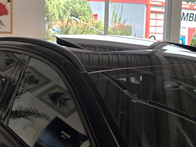 MERCEDES-BENZ E 200 — Foto 30