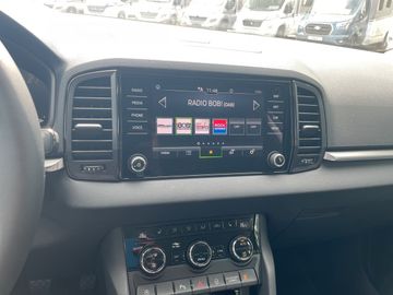 Skoda Karoq 1.0 TSI Drive *2xPDC*AHK*CAM*DAB*MATRIX*