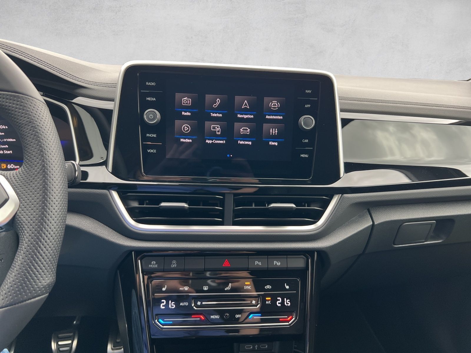 T-Roc R-Line 1.0 TSI*ACC*Navi*RearView*Klima