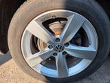 Volkswagen Sharan 2.0 TDI 125kW BMotion Tech Highline H... - Kleinbusse mit Unfallschaden