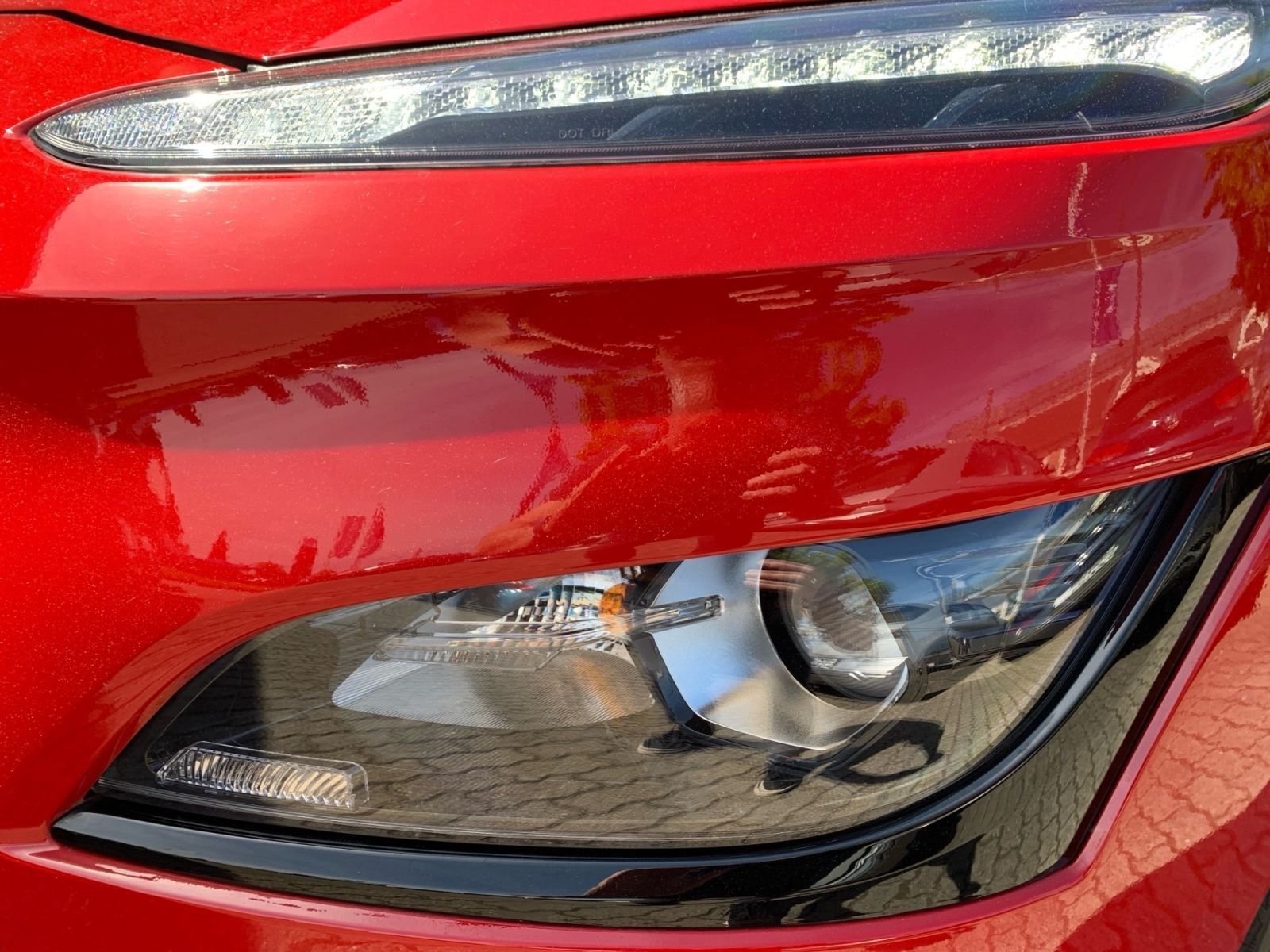 Fahrzeugabbildung Hyundai KONA Edition 30+ 1Hd 8x bereift