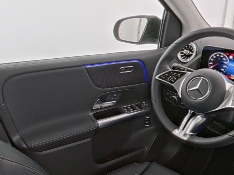 Fahrzeugabbildung Mercedes-Benz B 180 Progressive*Distronic*360°*Totwinke*Leder*