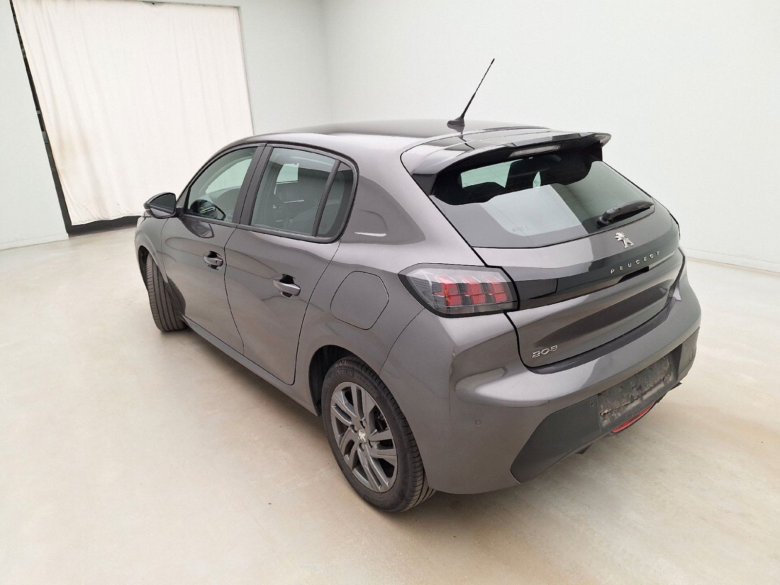 Fahrzeugabbildung Peugeot 208 Active Pack 1.2T LED/NAVI/SHZ/PDC/ALU