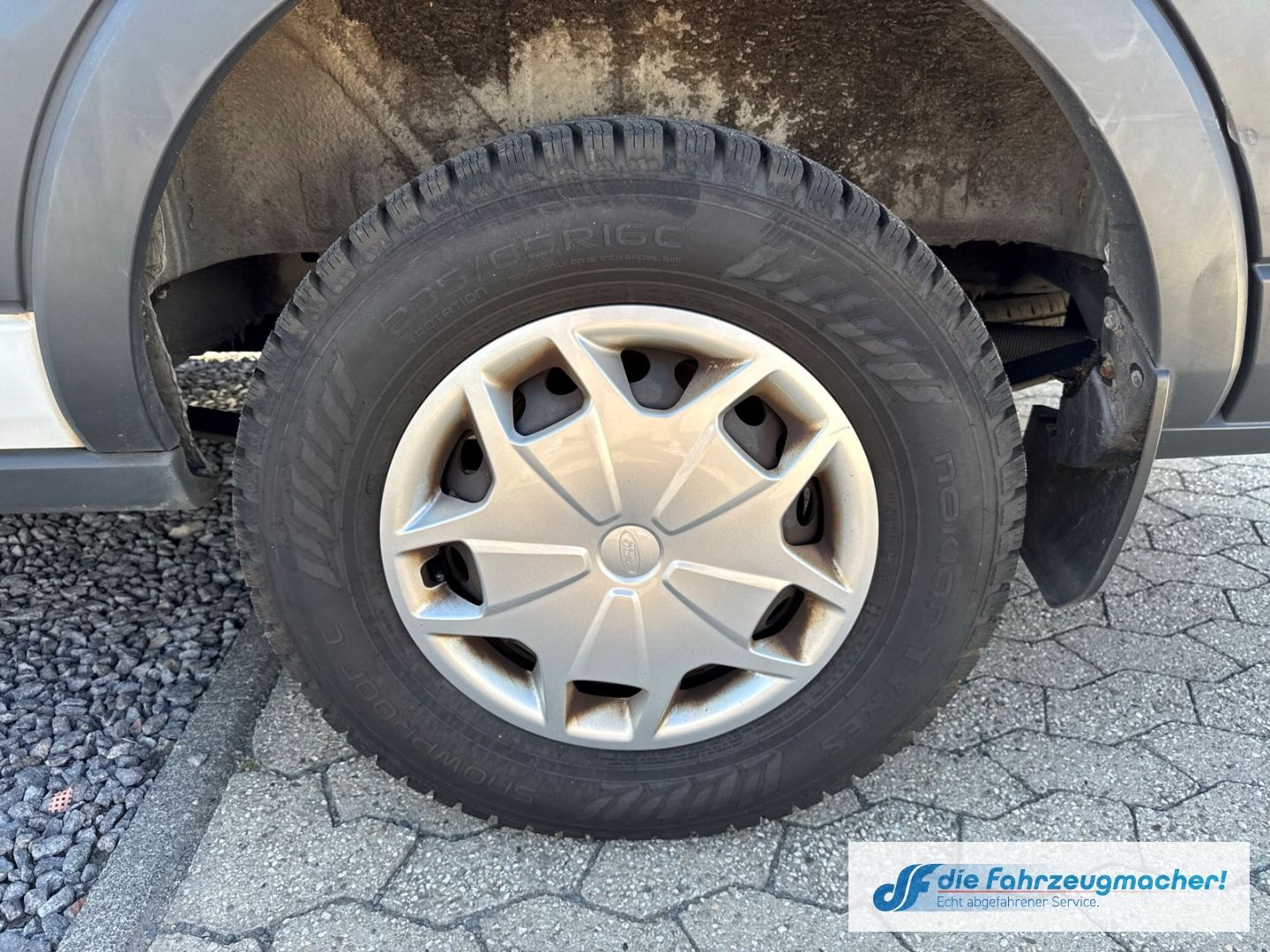 Fahrzeugabbildung Ford Transit Kombi 350 L3 Trend 2.2 TDCi DPF *1777 *K