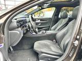 Mercedes-Benz E 350 d T AMG LINE 4MATIC*PANO+M.2018* - Mercedes-Benz E 350 in Wiesbaden