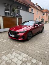 BMW 520d xDrive M Sport | ACC | AHK | Adapt. Fah