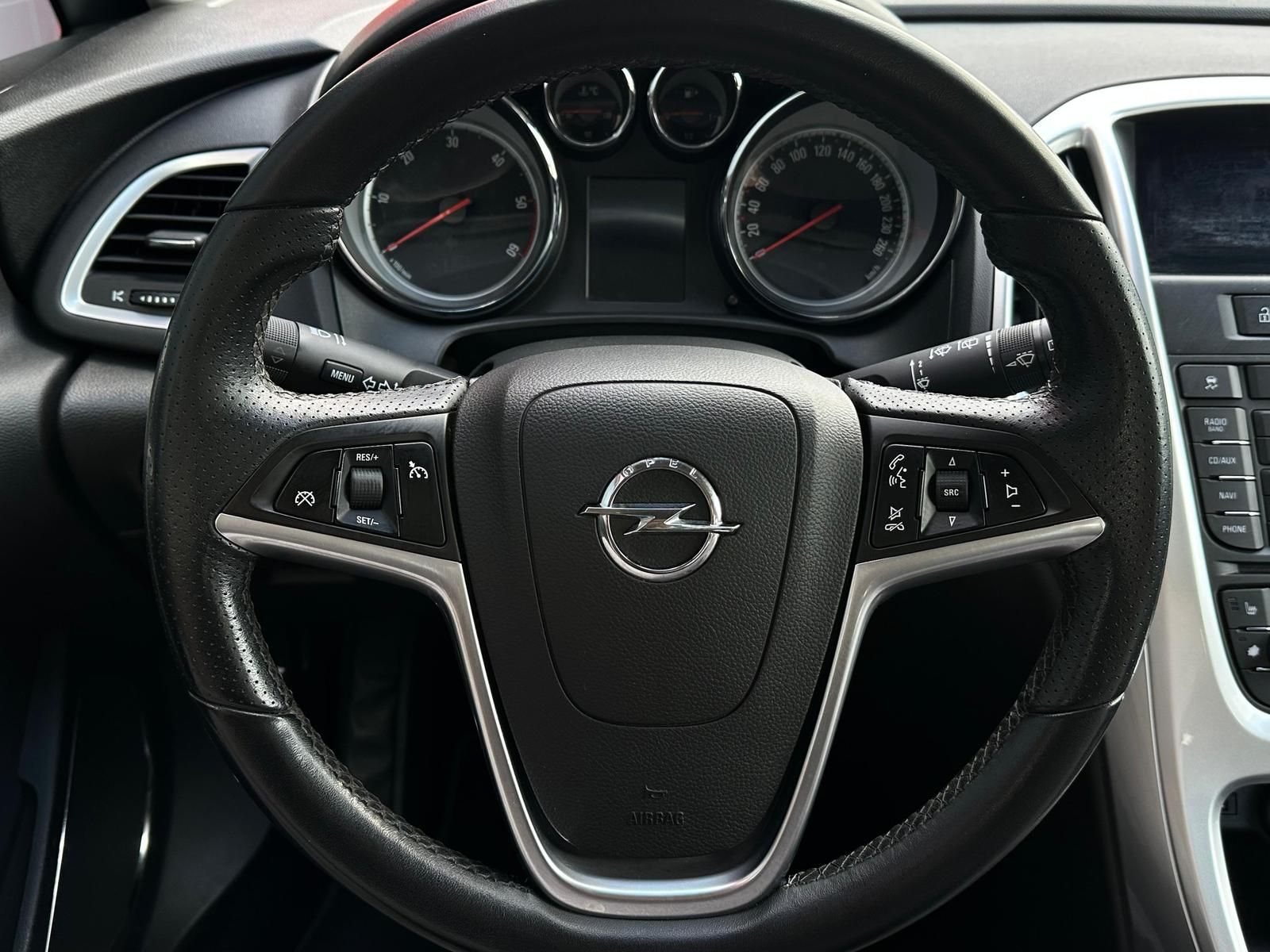 OPEL Astra 1.7CDTI SPORT PDC#NAVI#KLIMA#ALU#TEMPO#SHZ - Image 11