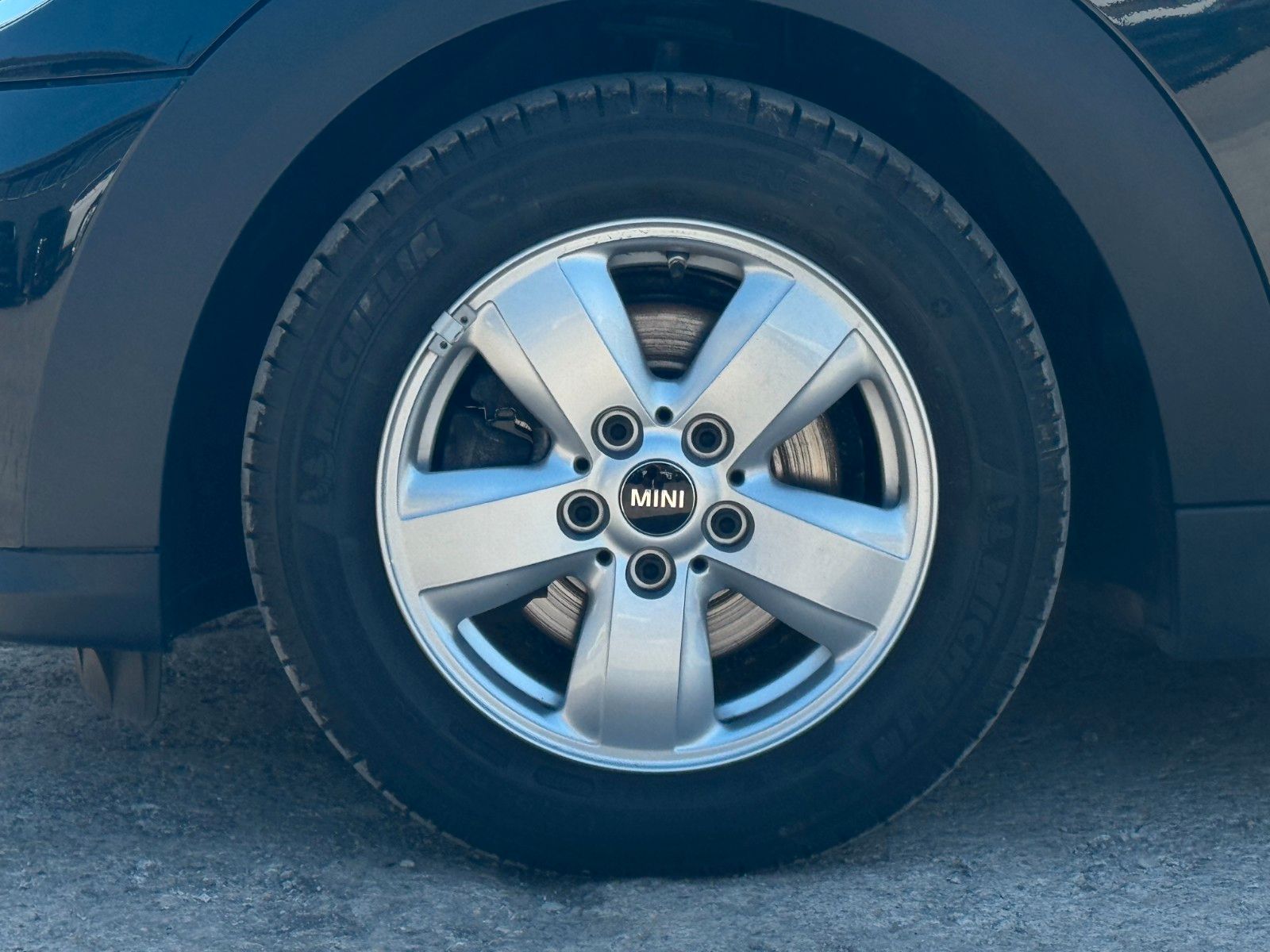 Fahrzeugabbildung MINI Cooper Cabrio Autom. Essential Trim Temp PDC SHZ