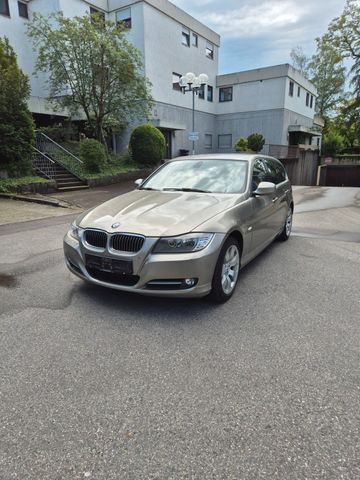 BMW 335D EDITION TOURING Automatik/AHK/NAVI 1.Hd