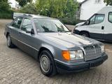 Mercedes-Benz 200E*AUTOM*AHK*SD*HOLZ*TÜV/ASU NEU*TOP ANGEBOT* - Mercedes-Benz 200 Gebrauchtwagen in Mainz