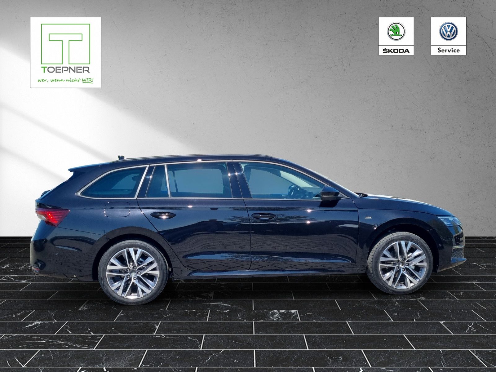 Fahrzeugabbildung SKODA Octavia Combi 2.0 TDI Tour PANO AHK Canton 18"