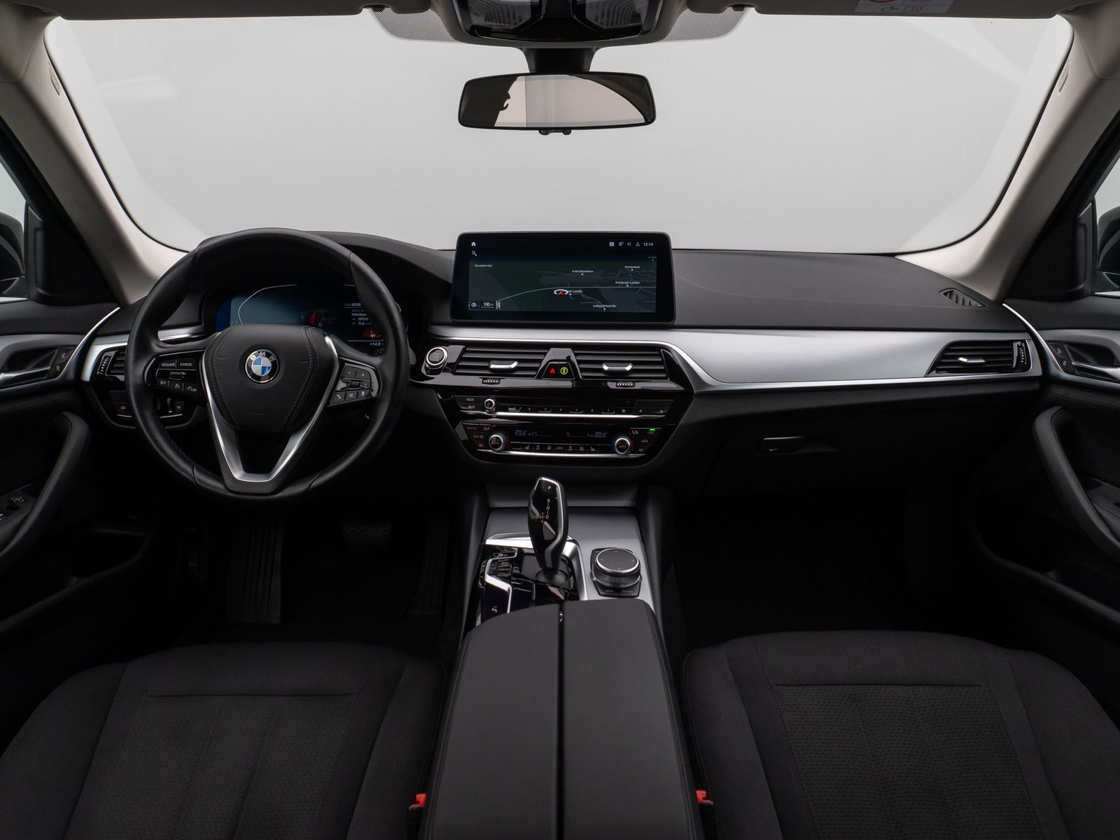 Fahrzeugabbildung BMW 530i Lim.DAB CockPitPro PDC Sitzhzg Alarm LED