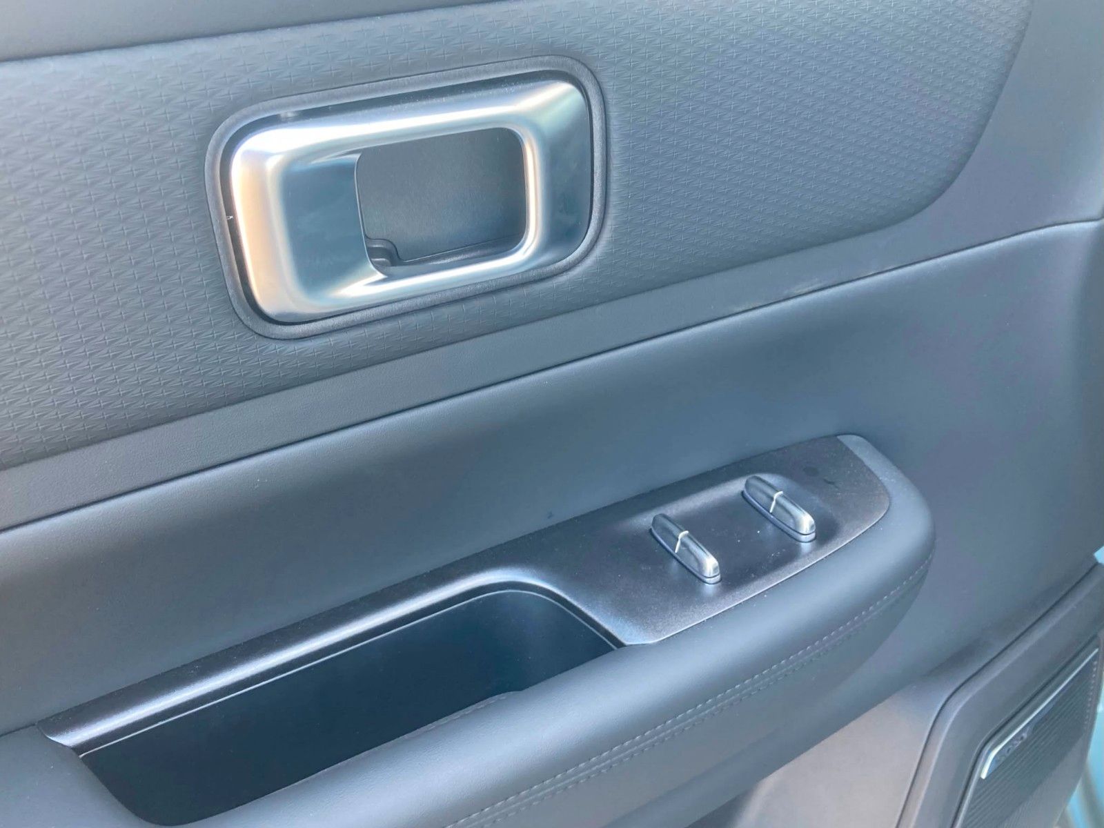 Fahrzeugabbildung JAECOO 7 1.5 TGDI PHEV 255 kW Exclusive/Sofort