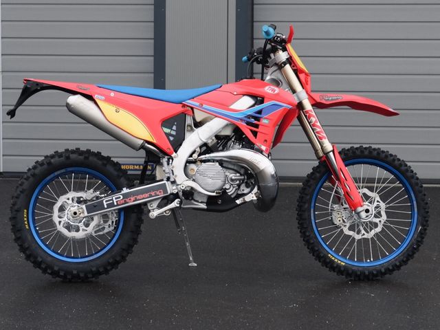 TM EN 300 ES FI 2T RED DREAM Edition Enduro