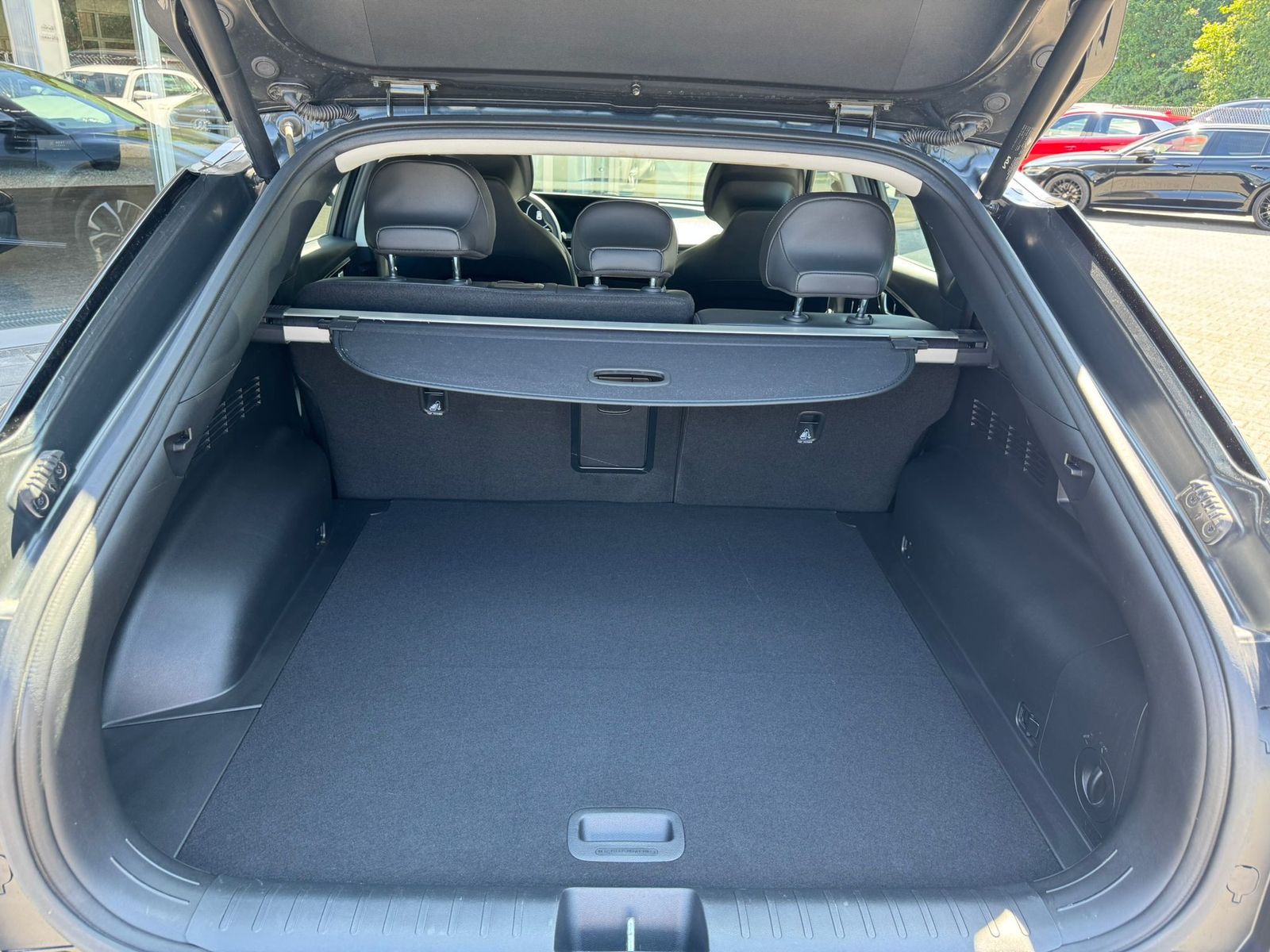 Fahrzeugabbildung Kia EV6 2WD WERKSGAR+NAVI+LED+SHZ+KAMERA+ACC+19"