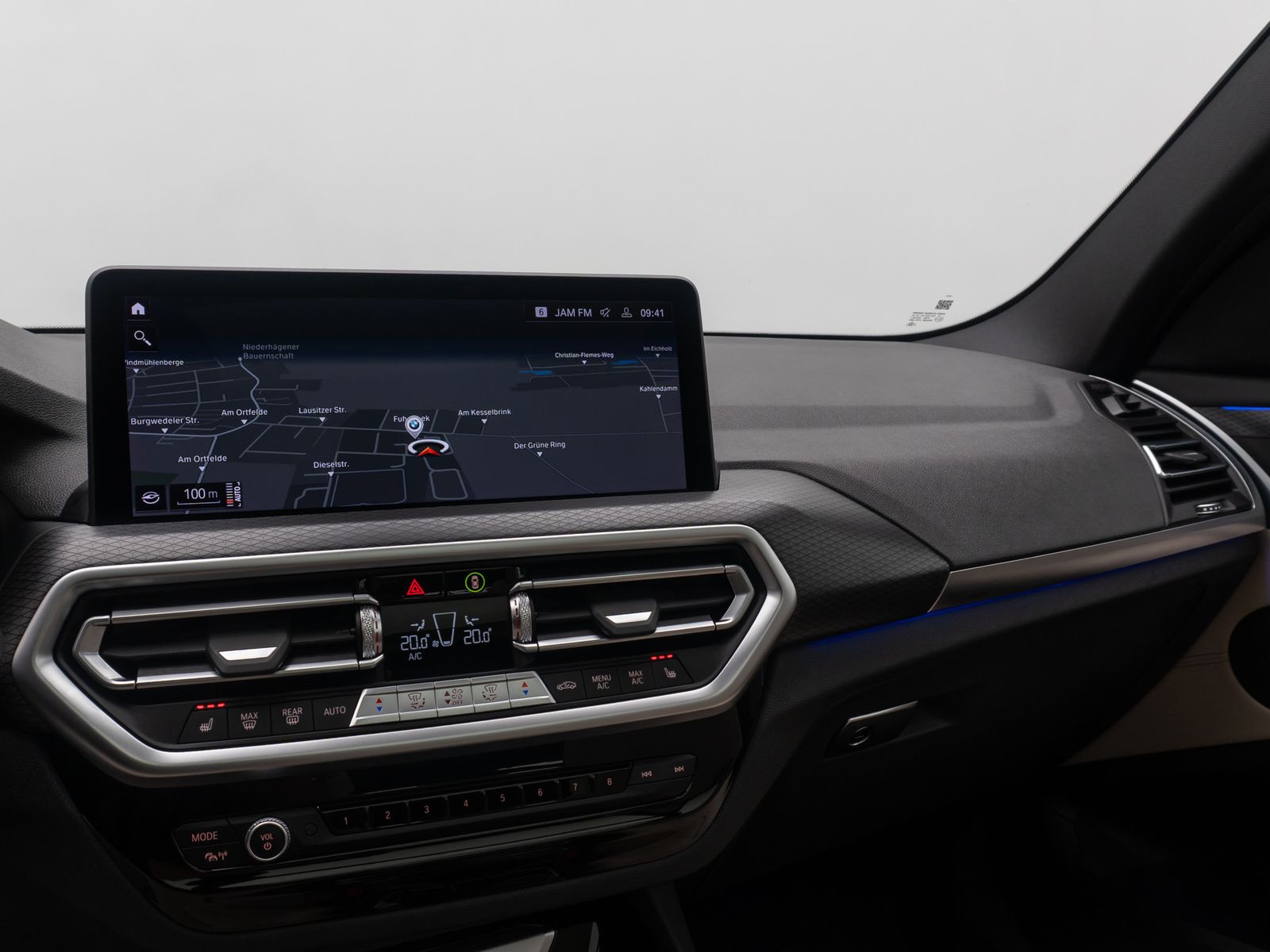 Fahrzeugabbildung BMW X3 xD20d M Sport DAB Kamera Panorama 20Zoll LED