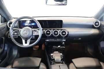 Mercedes-Benz A 200 MBUX+WIDE+SIDE+LANE+KAM+ALU
