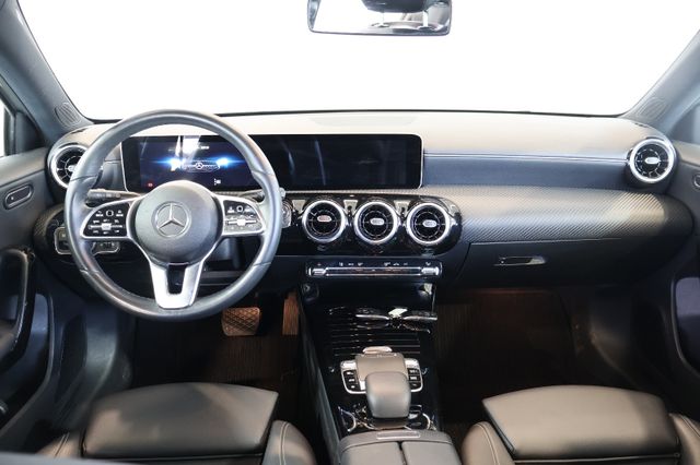 Mercedes-Benz A 200 MBUX+WIDE+SIDE+LANE+KAM+ALU