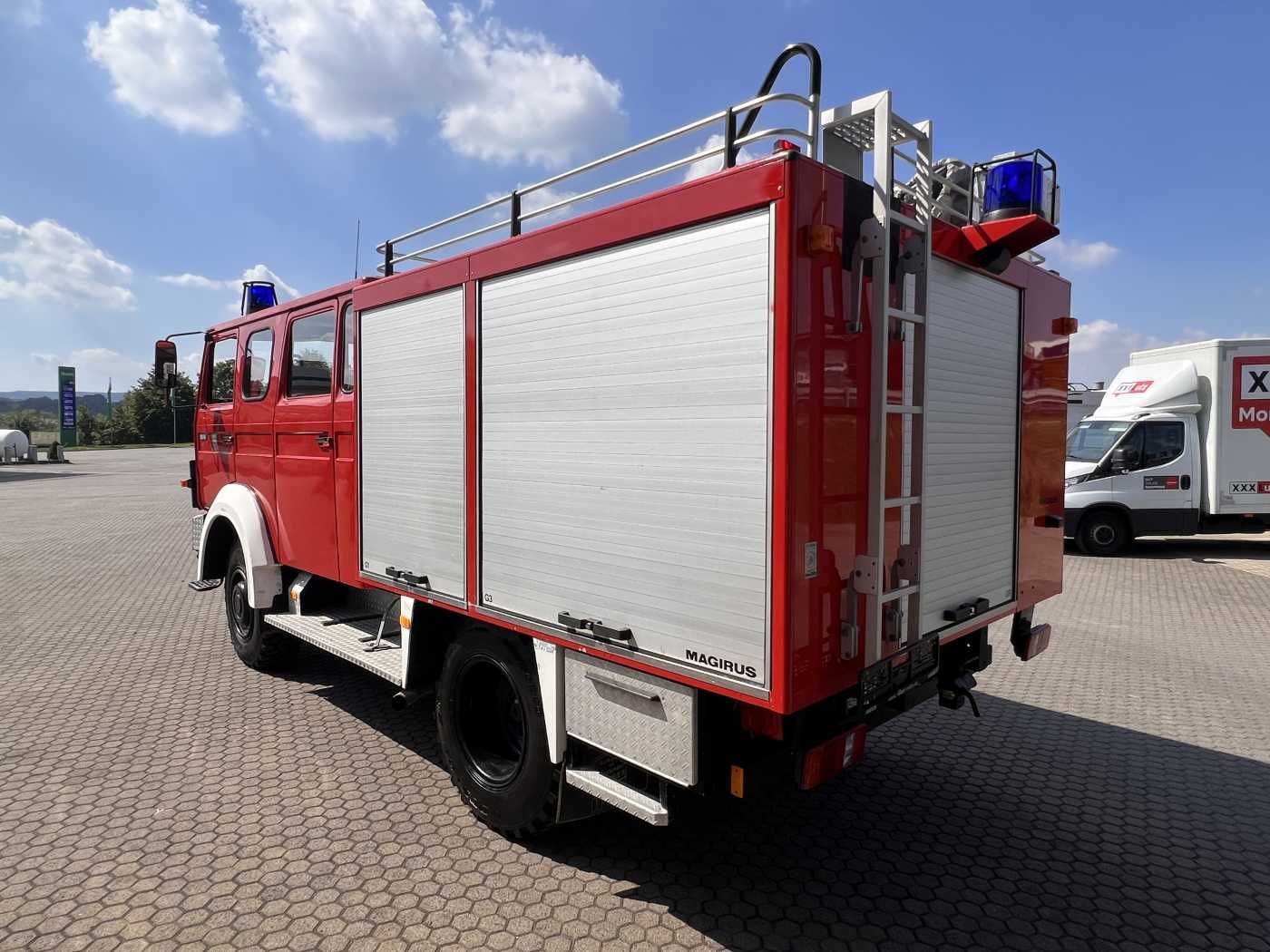 Fahrzeugabbildung Iveco 75-16 AW 4x4 LF8 Feuerwehr Standheizung 9 Sitze