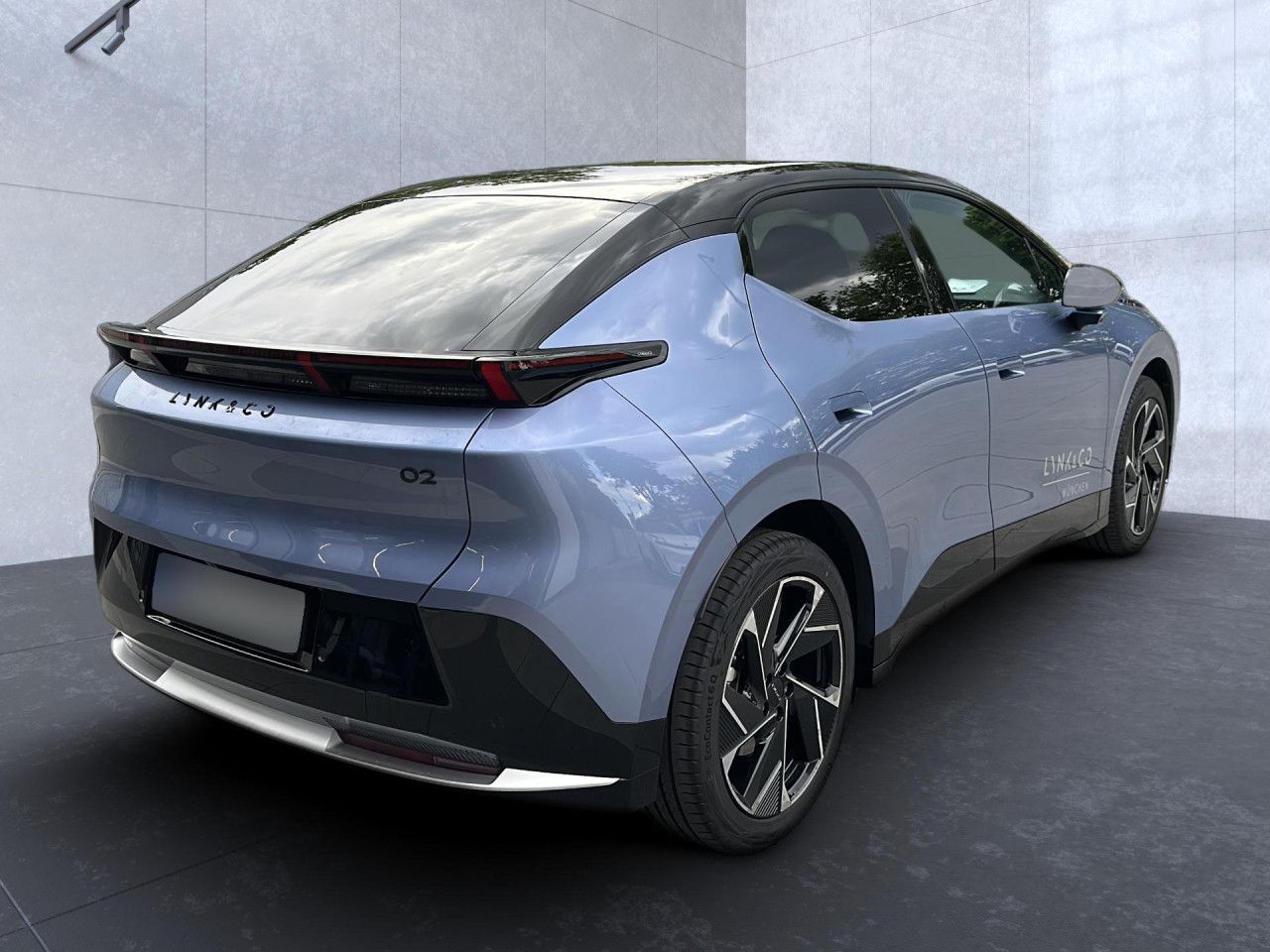Lynk & Co 02