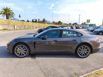 Porsche Panamera - 5