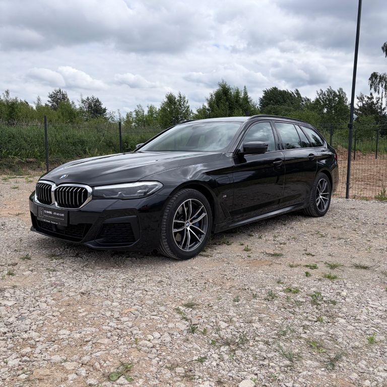 Image of BMW 530