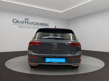 Volkswagen Golf - 5