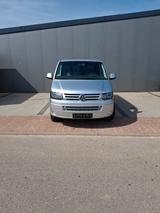 Volkswagen T5 Kombi  LR. 9 Sitze. TÜV ,Service nue. - Volkswagen T5: Lr