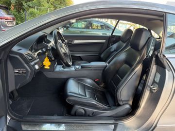 Mercedes E 350 - 11