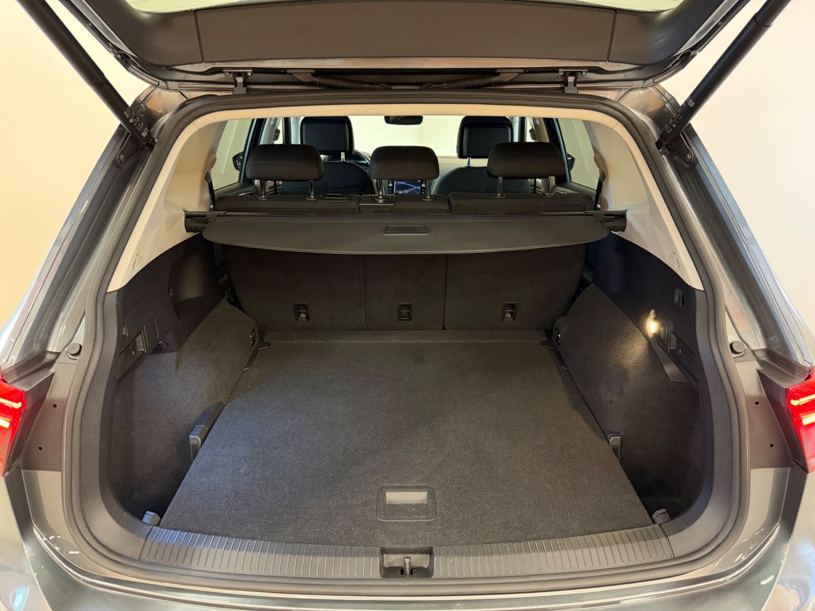 Volkswagen Tiguan Allspace 4M MATRIX STANDH R-KAM AHK SHZ foto 22