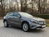 Mercedes-Benz GLA 220d  4Matic 1.Hand*PDC-Vorne Hinten*Navi* - gebrauchte Mercedes-Benz GLA 220 aus dem Jahr 2015