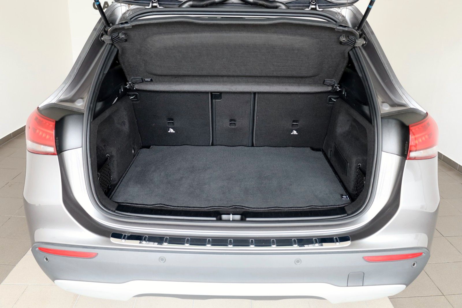 Fahrzeugabbildung Mercedes-Benz GLA 200 T.Leder,Navi,LED,SH,PDC,Kamera,ParkPaket