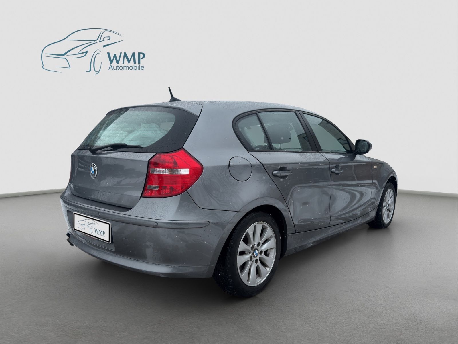Fahrzeugabbildung BMW 118i Limousine /Klimaautom./Sitzhz./PDC/