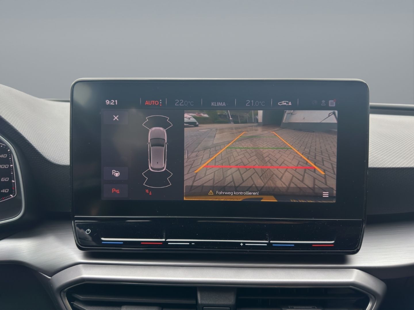 Fahrzeugabbildung SEAT Leon FR 1.5 TSI Navi  LED  Apple CarPlay Android