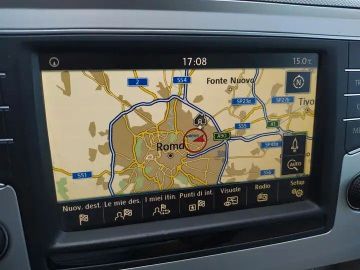 Volkswagen Passat - 11