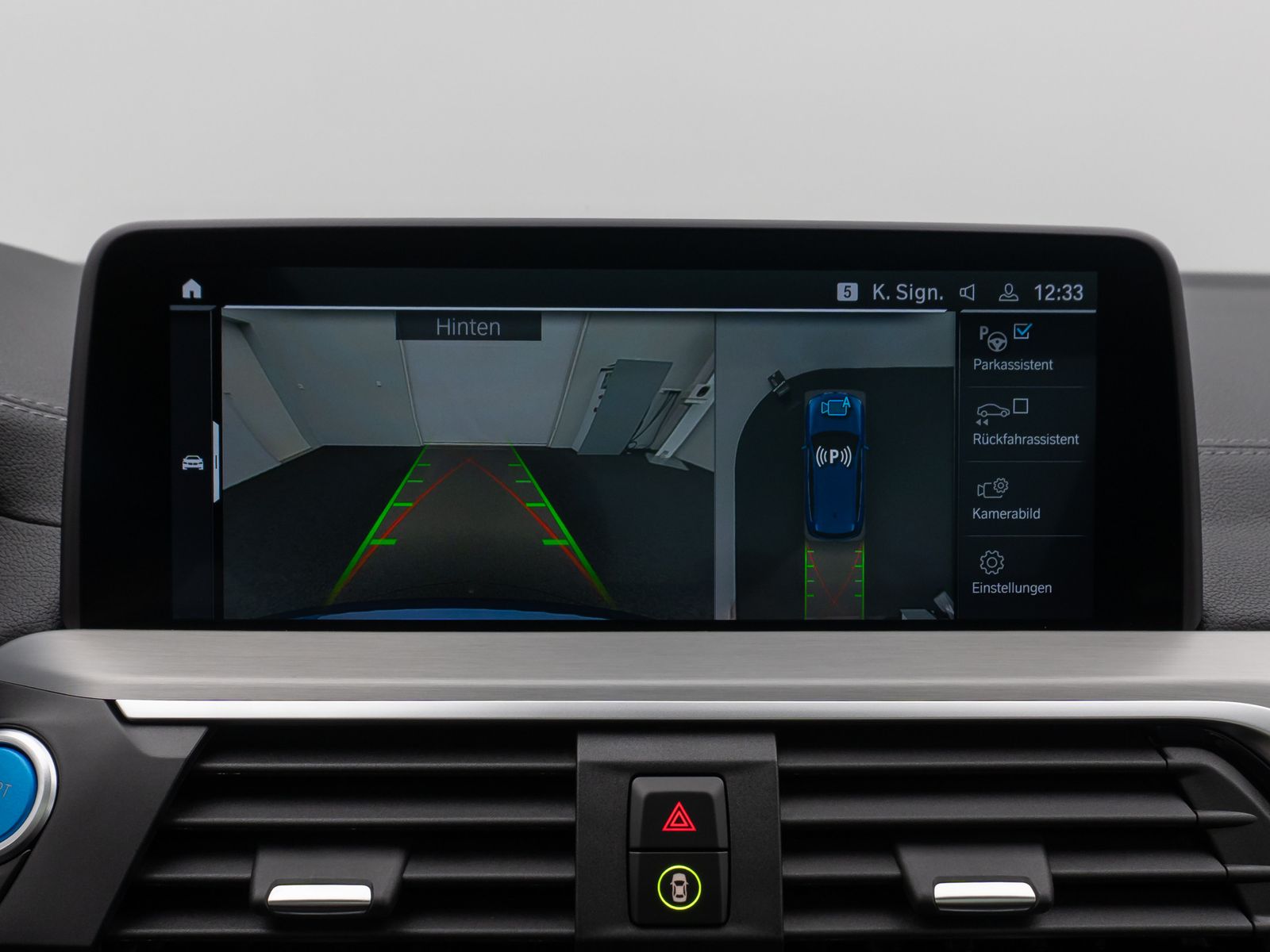 Fahrzeugabbildung BMW iX3 Impressive Panorama 360°HUD DAB H/K AHK Komf