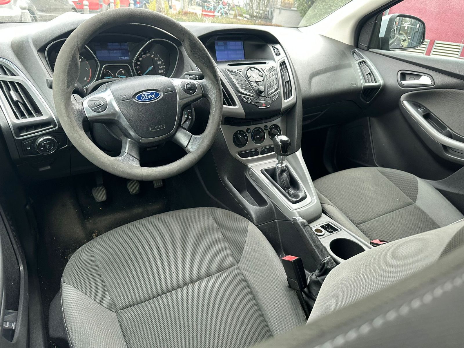Fahrzeugabbildung Ford Focus Turnier Trend *NAVI*KLIMA*