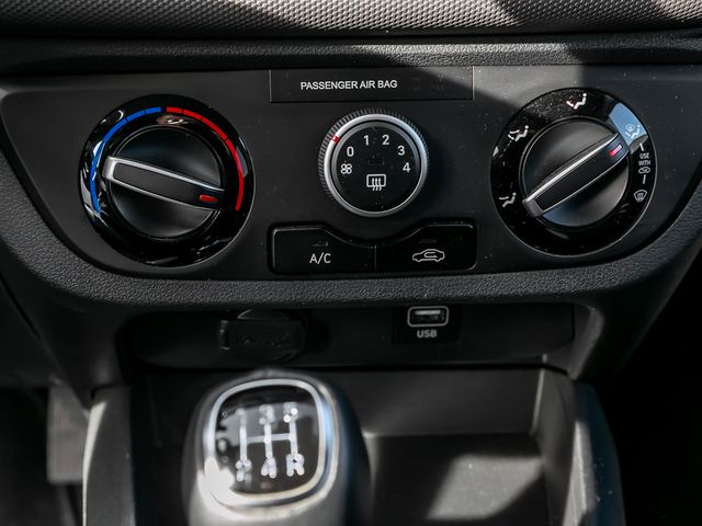 Hyundai i10 1.0 Edition 30 Fernlicht-Assistent