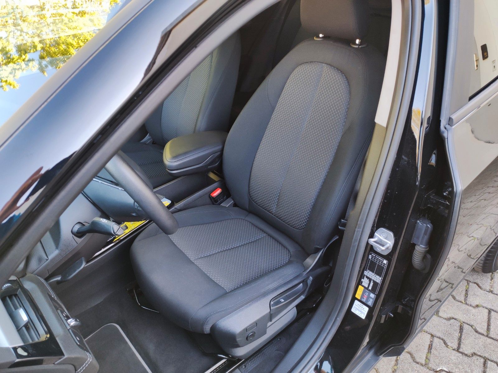 BMW X2 xDrive 25e PHEV Advantage LED Navi ACC foto 6