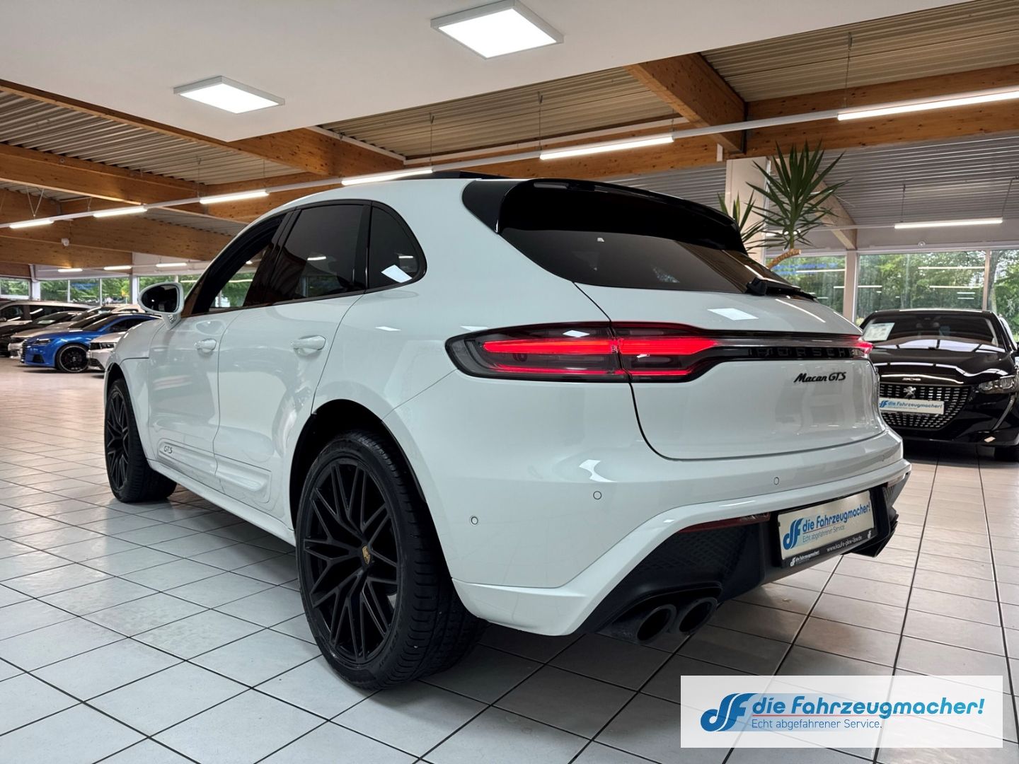 Fahrzeugabbildung Porsche Macan GTS Luftfederung AD Niveau Approved*2028 E