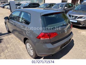 Volkswagen Golf - 8