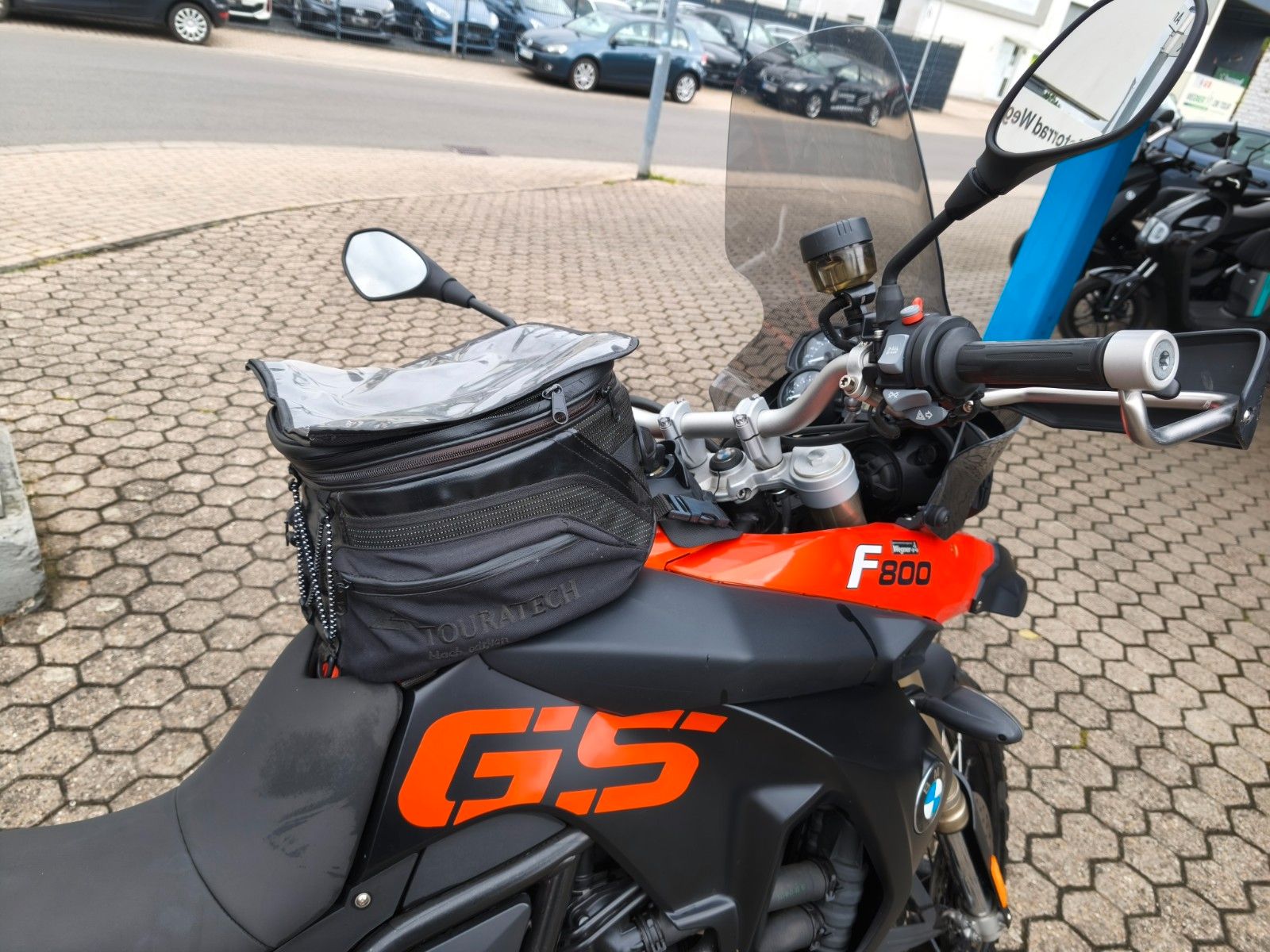 Fahrzeugabbildung BMW F800GS  Service Neu/Akrapovic