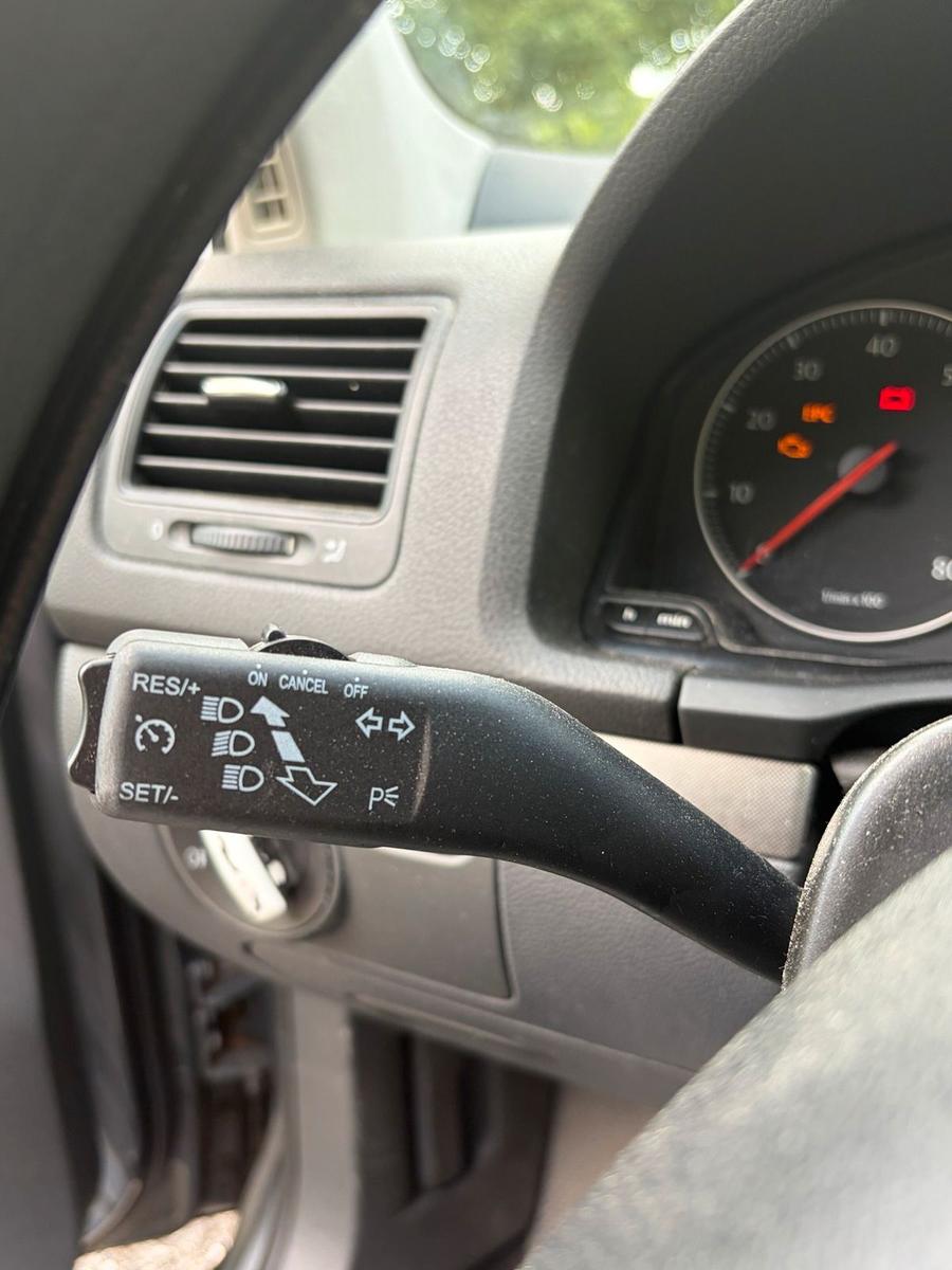 Volkswagen Golf 2005 — photo 8