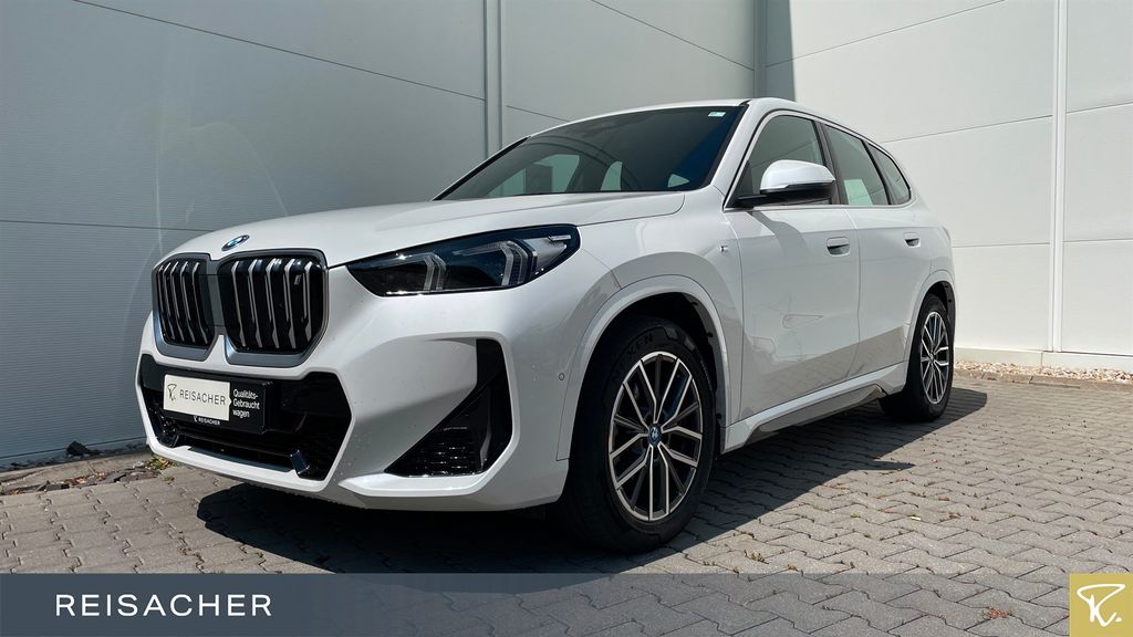 Image of BMW iX1