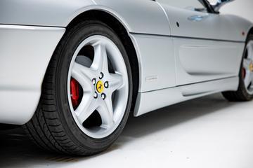 صورة 9 لـ 1998 Ferrari F355