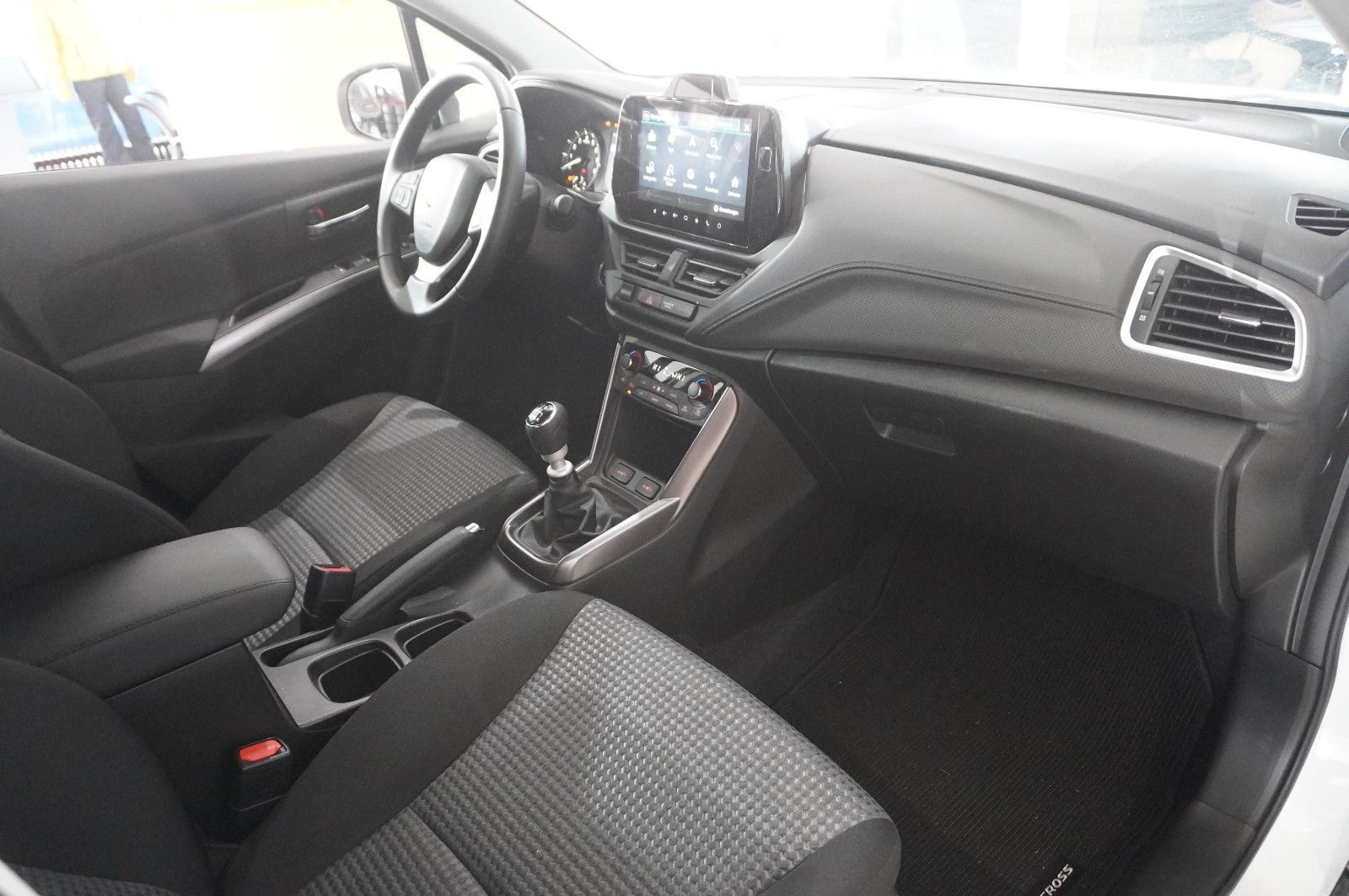Fahrzeugabbildung Suzuki (SX4) S-Cross 1.4 COMFORT NAVI/LED/KAMERA/SH/DAB