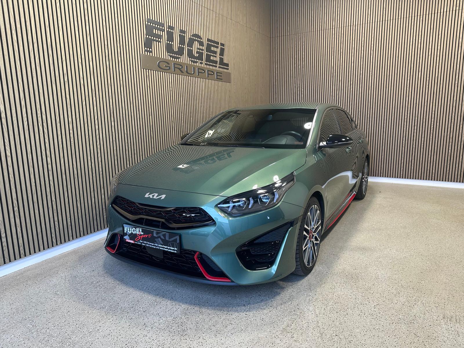 Kia ProCee'd 1.6 T-GDI DCT GT LED|4xSHZ|Navi|JBL