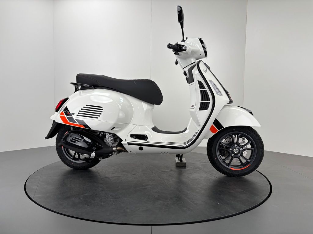 Fahrzeugabbildung Vespa GTS 310 SuperSport E5+ *NEUFAHRZEUG
