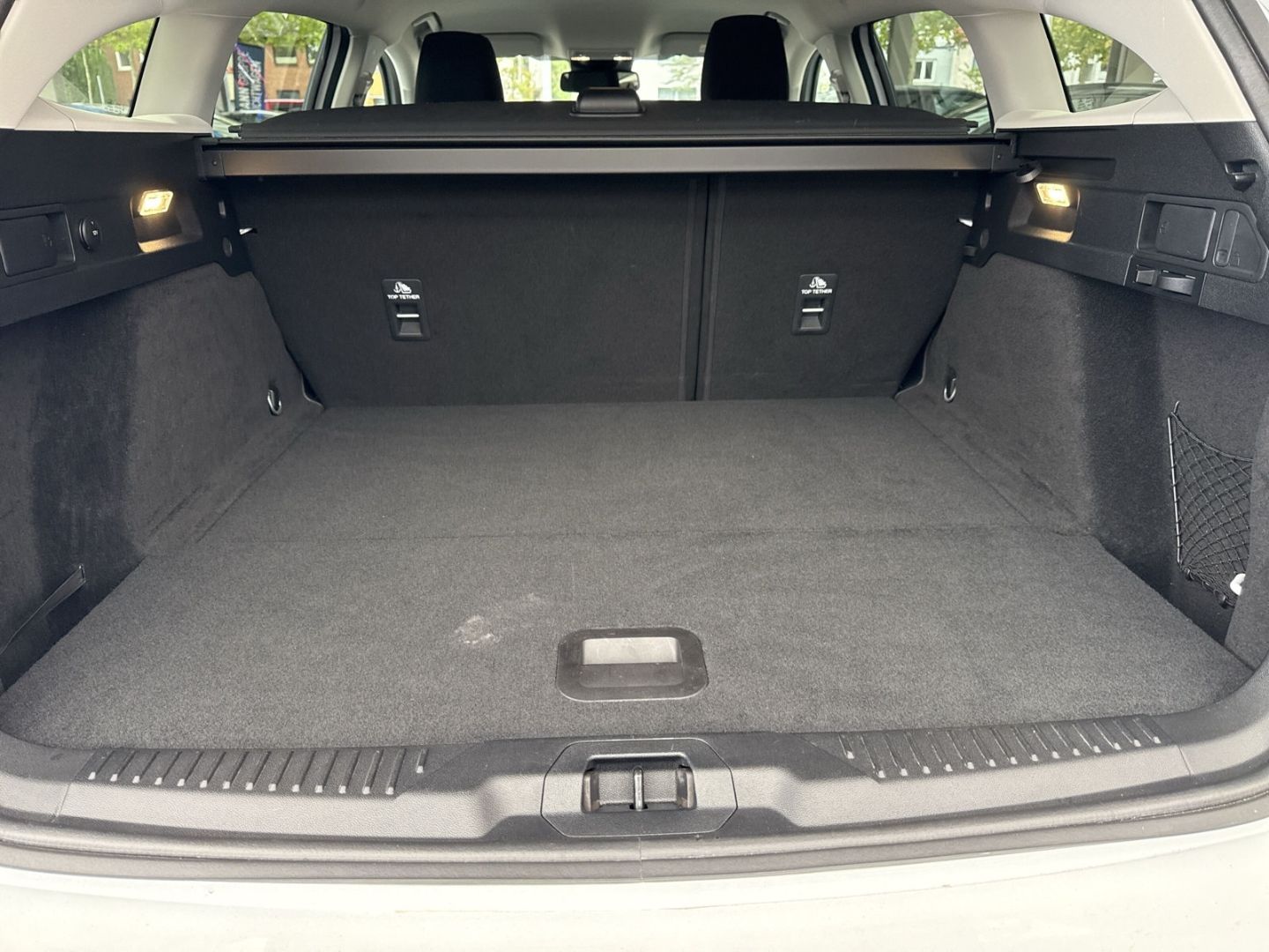 Fahrzeugabbildung Ford Focus Turnier Active X B&O Kamera Winterpaket